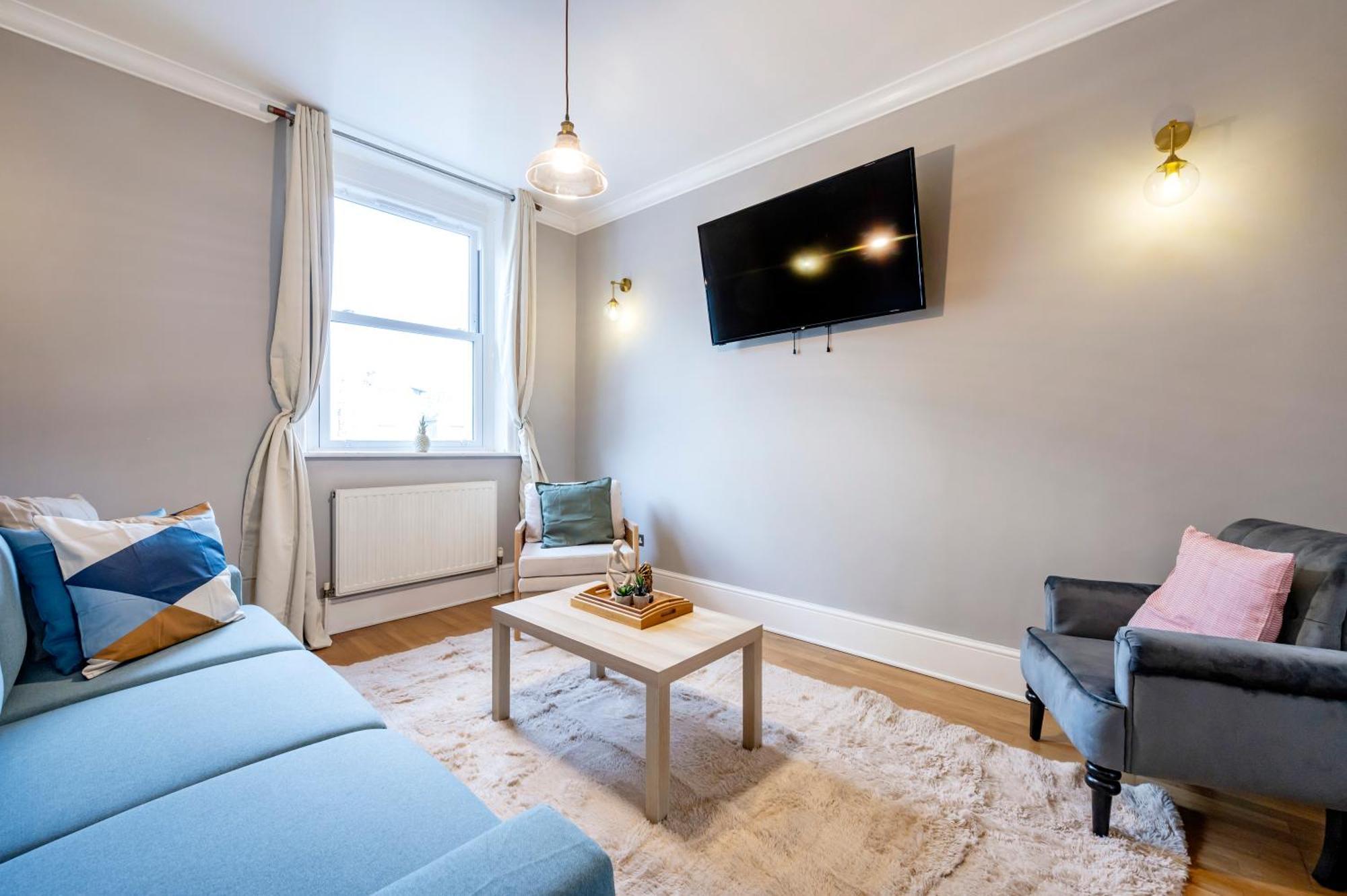 Large 1 Bedroom In Center Of London 3 エクステリア 写真