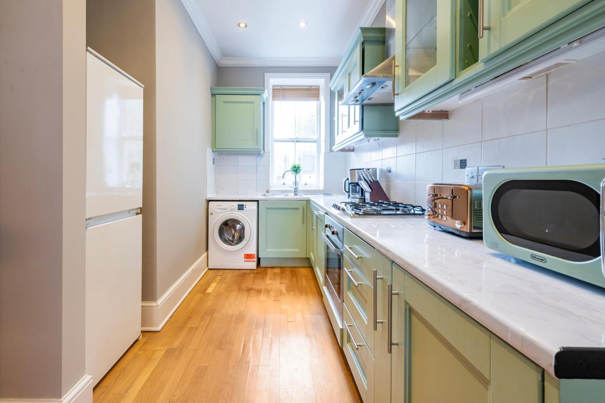 Large 1 Bedroom In Center Of London 3 エクステリア 写真