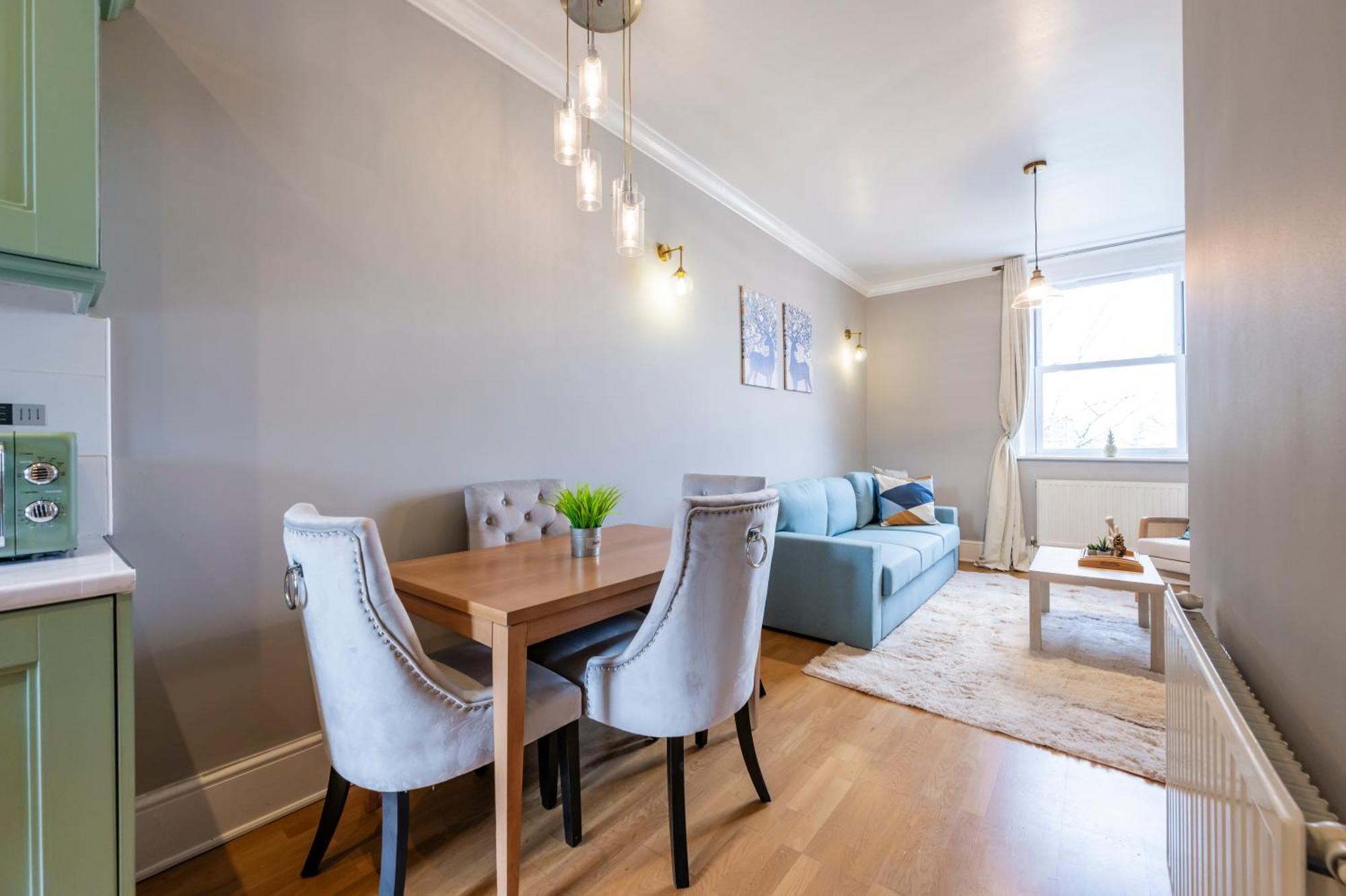 Large 1 Bedroom In Center Of London 3 エクステリア 写真