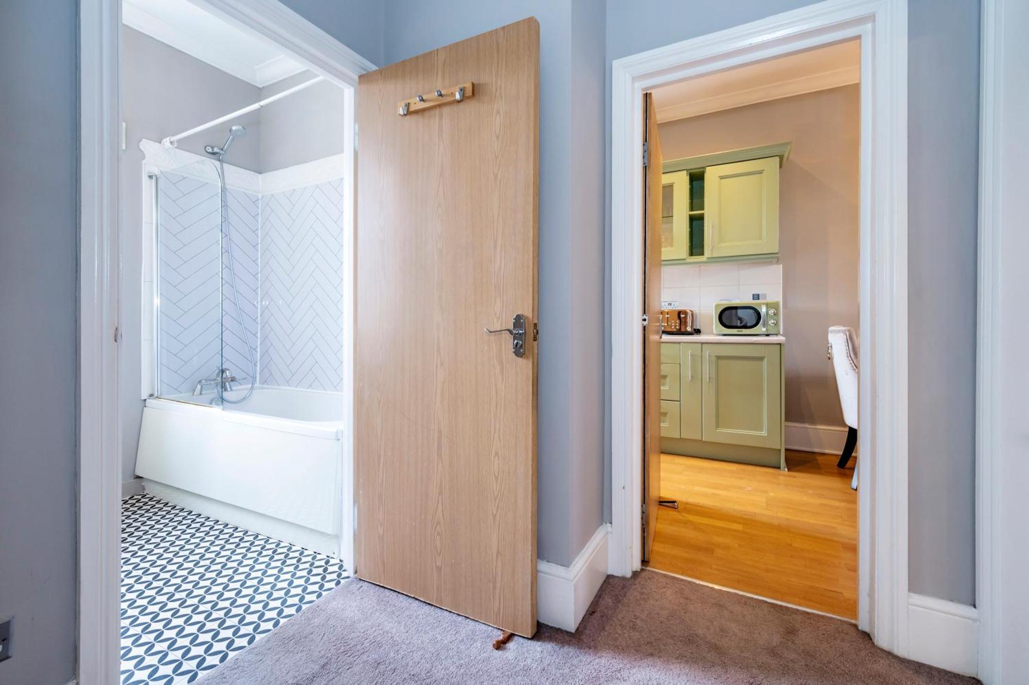Large 1 Bedroom In Center Of London 3 エクステリア 写真